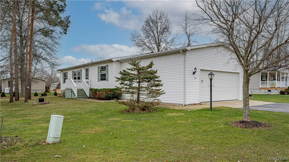 3256 YOUNGSTOWN LOCKPORT RD # 79, RANSOMVILLE, NY 14131, photo 1 of 25
