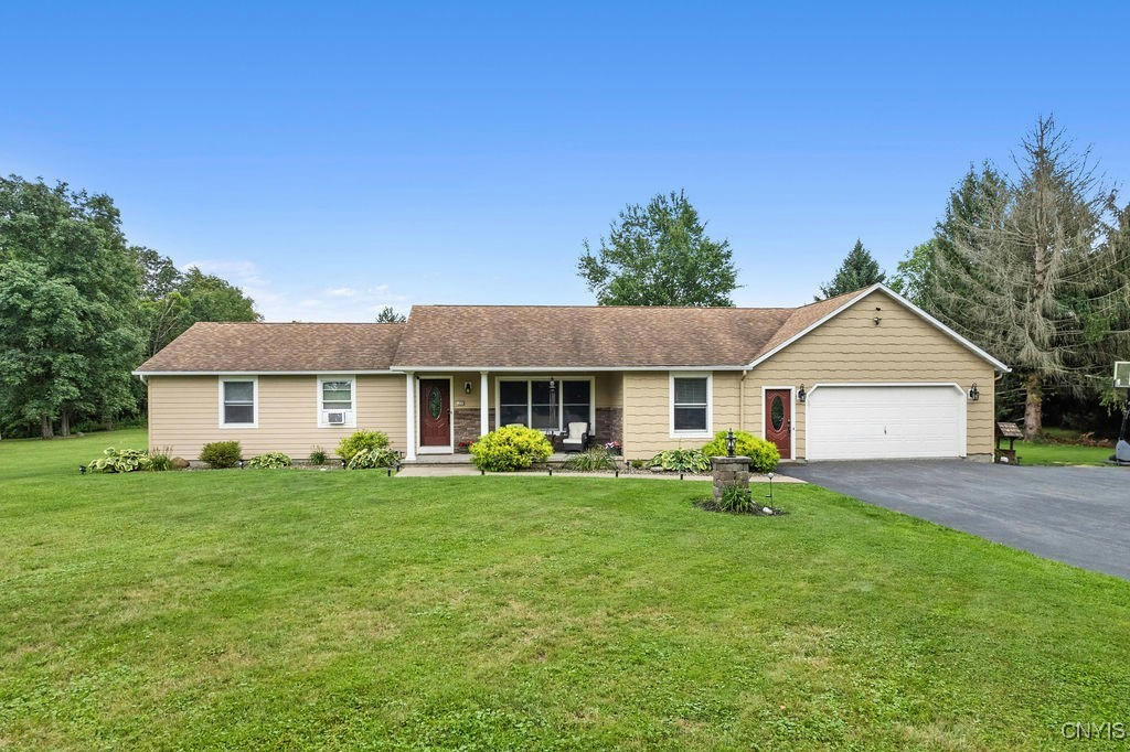 3478 KNOLLS AVE E, CANASTOTA, NY 13032, photo 1 of 46