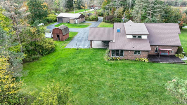 10501 ROCKY MOUNTAIN RD, NORTH COLLINS, NY 14111, photo 2 of 50